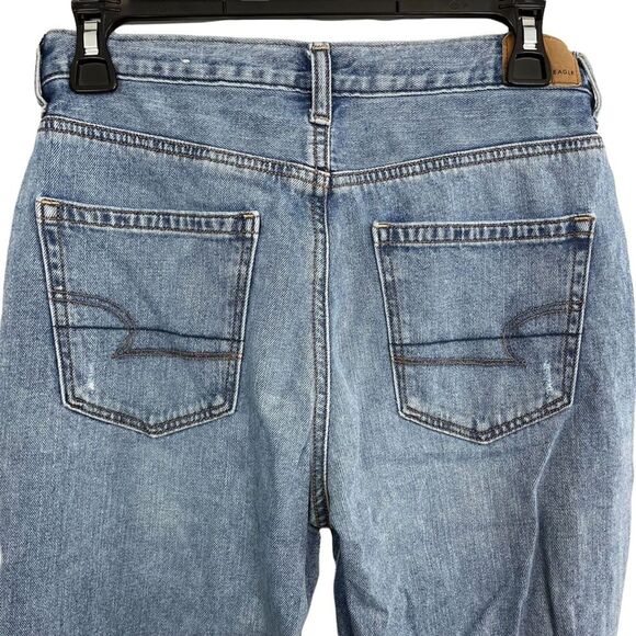 AMERICAN EAGLE MOM JEAN High Rise Waist Distressed Blue Jeans Ripped Holes sz 4 - Picture 12 of 16